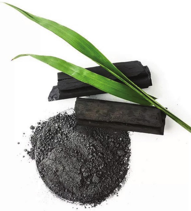 Activated carbon powder with charcoal and bamboo leaves